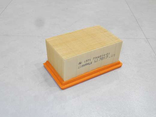 13717706414.jpg
